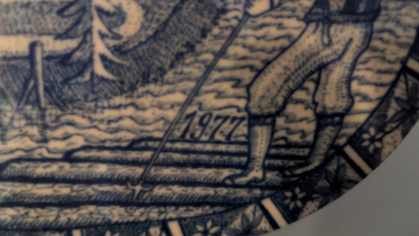 Rörstrand Joululautanen 1977 (Gunnar Nylund)