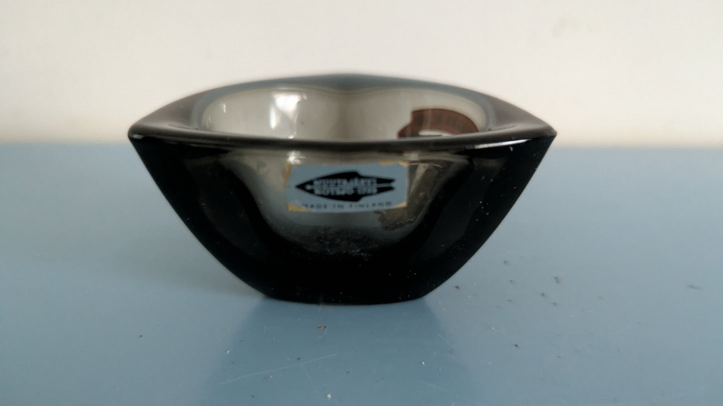 Nuutajärvi Häränsilmä Tuhka-astia (Marienhamn - Åland)