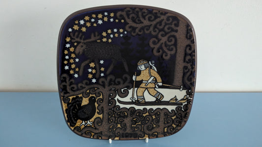 Arabia Kalevala Vuosilautanen 1978 (Raija Uosikkinen)