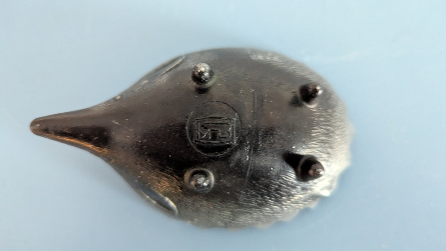 1MPZ - Metallinen Kuusiosainen Siili Tuhkakuppi