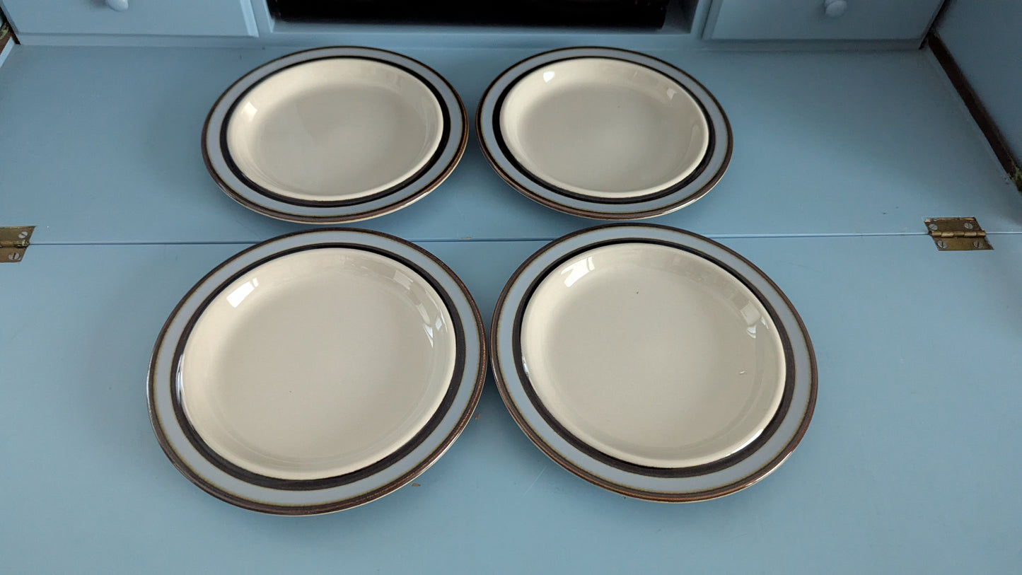 Arabia Suvanto Salaattilautanen (4kpl, 1985-1988, Raija Uosikkinen)