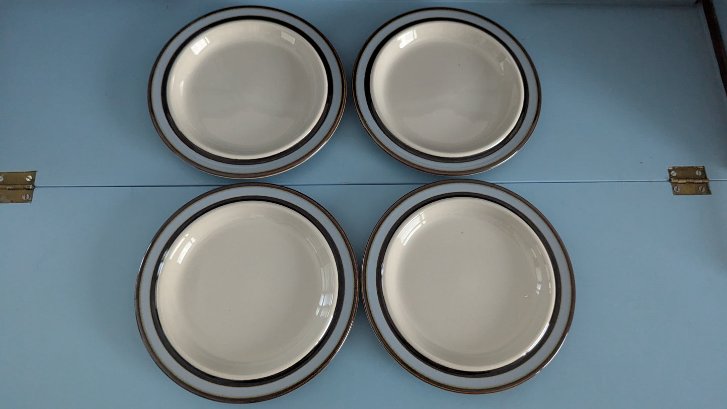 Arabia Suvanto Salaattilautanen (4kpl, 1985-1988, Raija Uosikkinen)