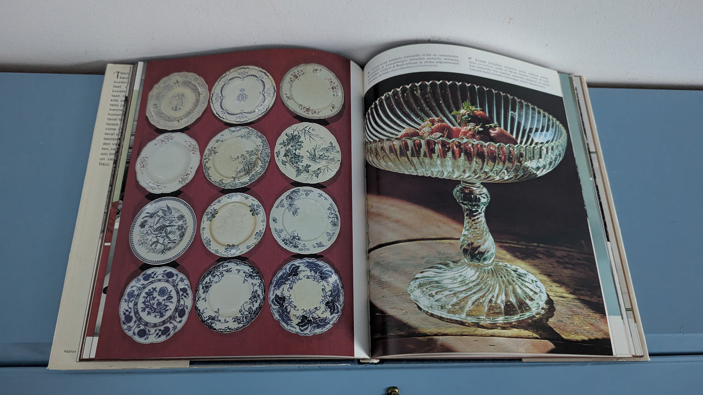 Lauri Jäntti - Oi Niitä Aikoja (The Good Old Days, 1975)