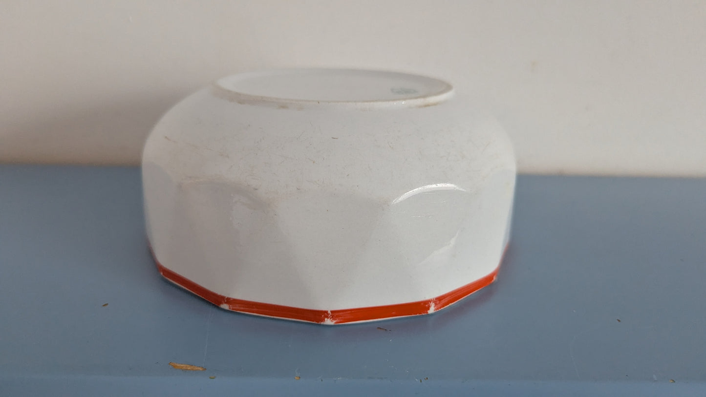 Arabia M-Mallin Punaraita Tarjoilukulho (1936-1941, Gustaf Stark)