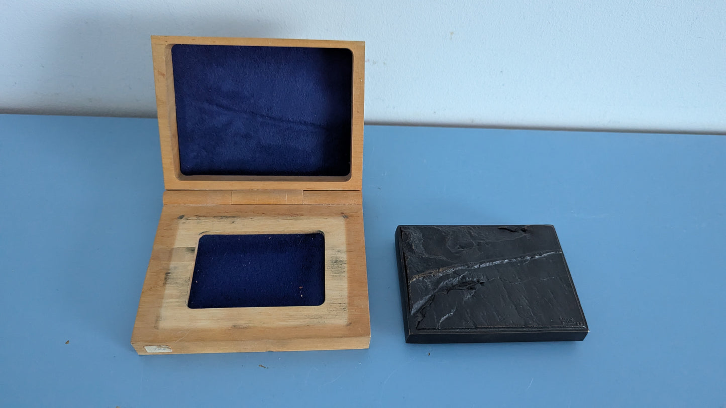 Kimmo Pyykkö - Mauno Koivisto Mitali / Reliefi (1988, Pronssi, Tillander)