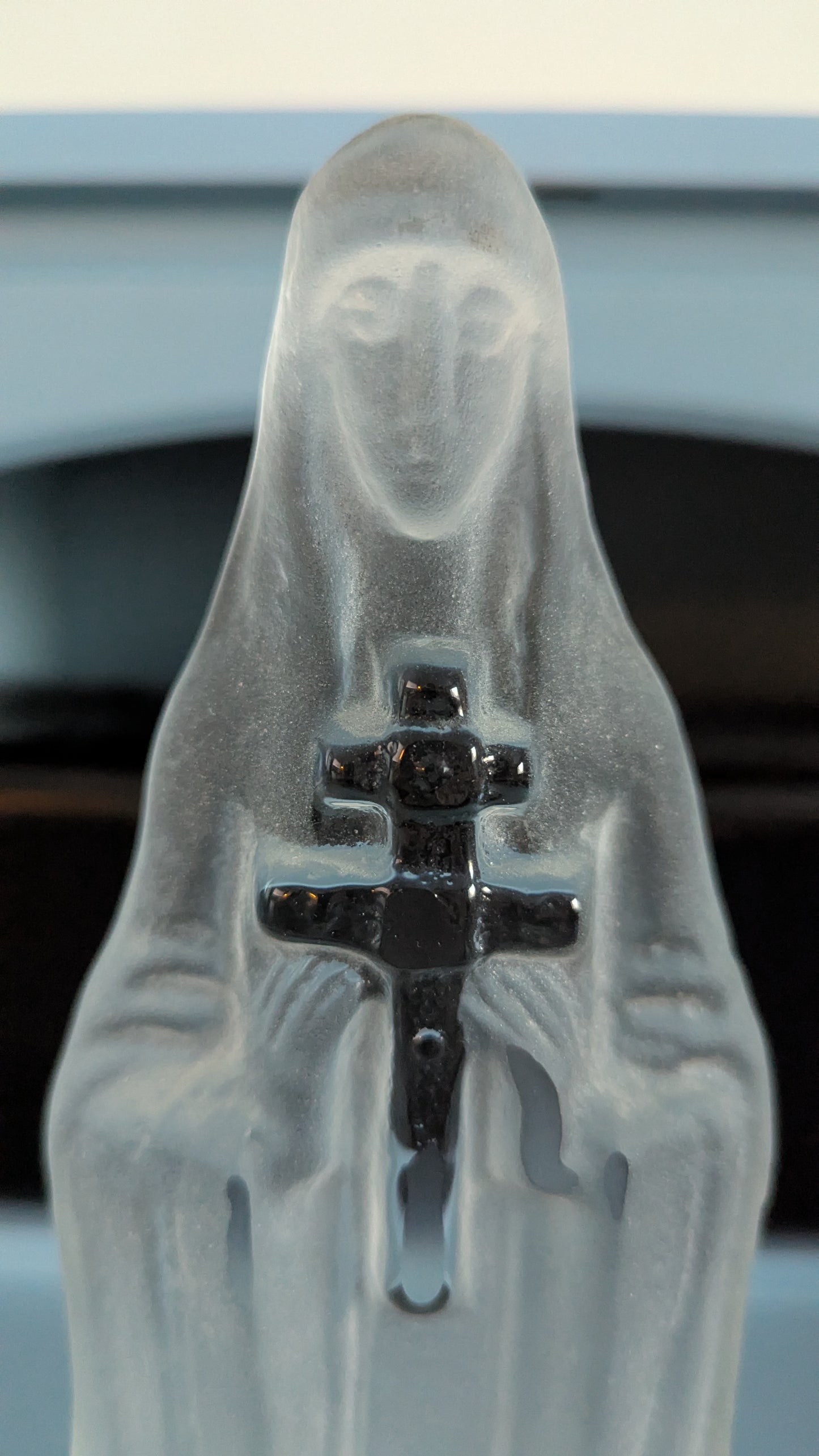 Neman - Pyhä Efrosinja Polotskilainen Figuuri (Vladimir Semenovich Murakhver)