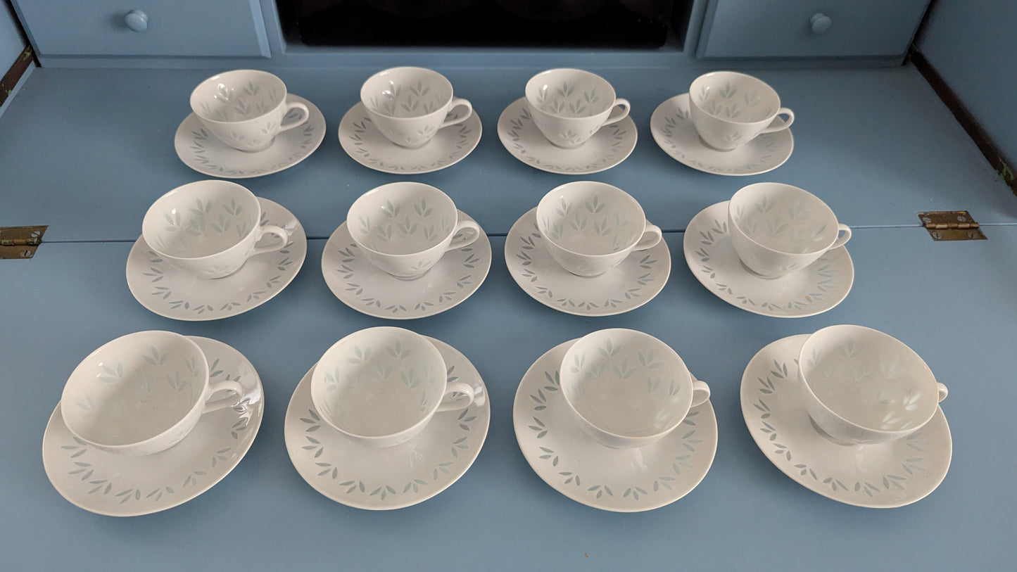 Arabia Lehti Riisiposliini Mokka-astiasto 13-Hengelle (26-osainen)