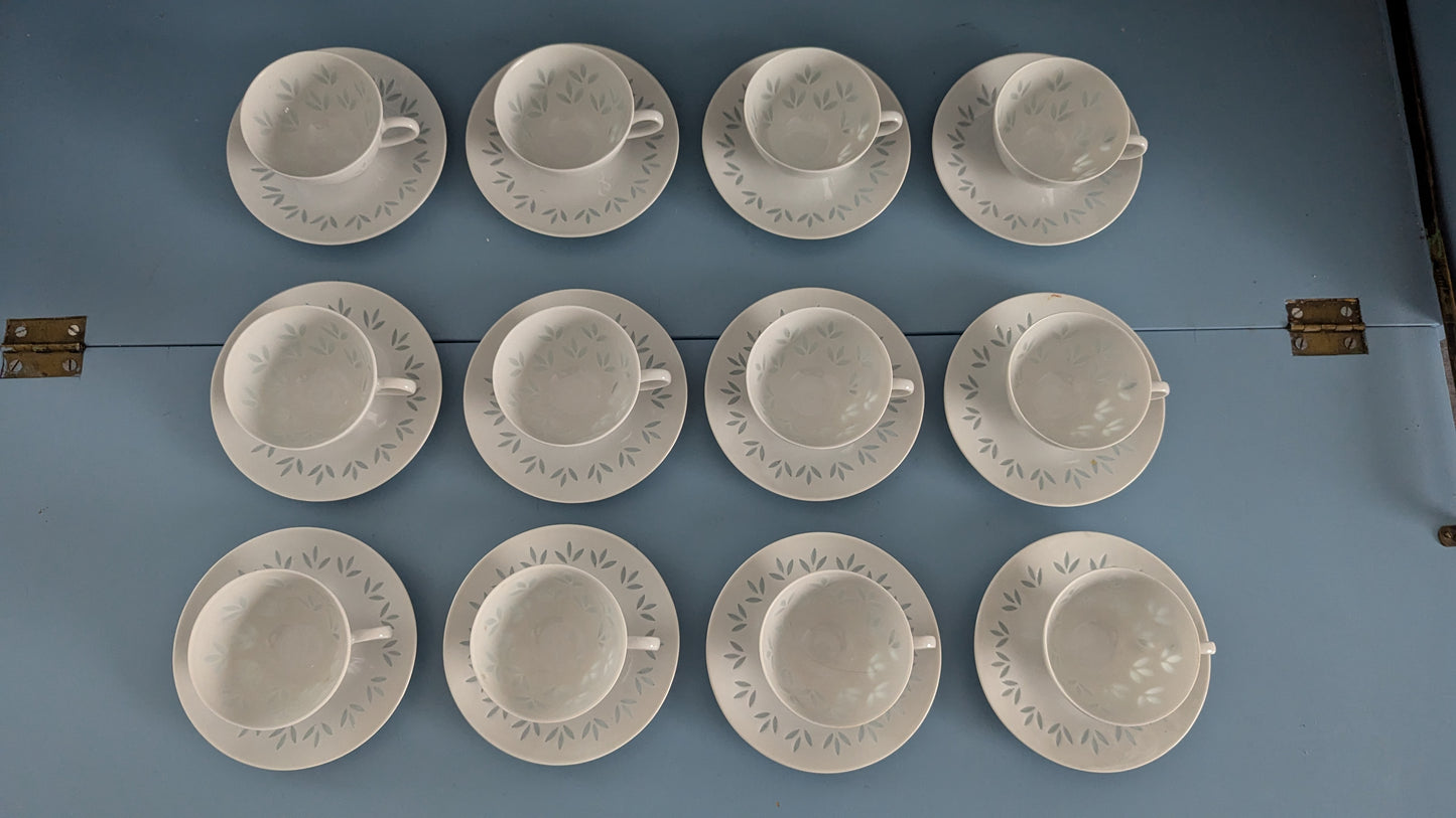 Arabia Lehti Riisiposliini Mokka-astiasto 13-Hengelle (26-osainen)