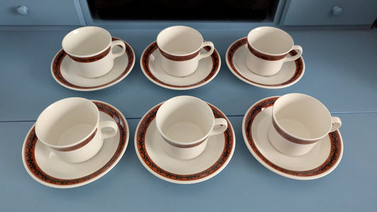 Arabia Teresa Kahviastiasto Kuudelle Hengelle (12-osaa, 1970-luvun Alku)