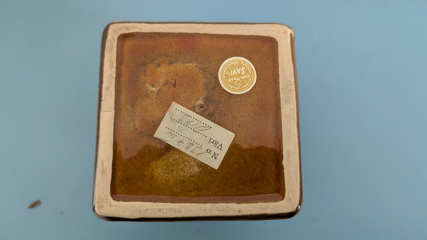 Kupittaan Savi Purkki (1960-luku, Tarralla)