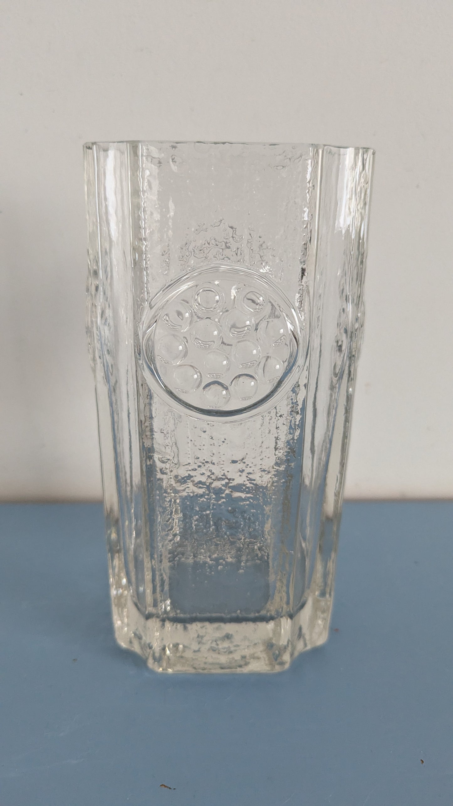 Riihimäen Lasi Rondella Maljakko (1968-1972, Tamara Aladin)