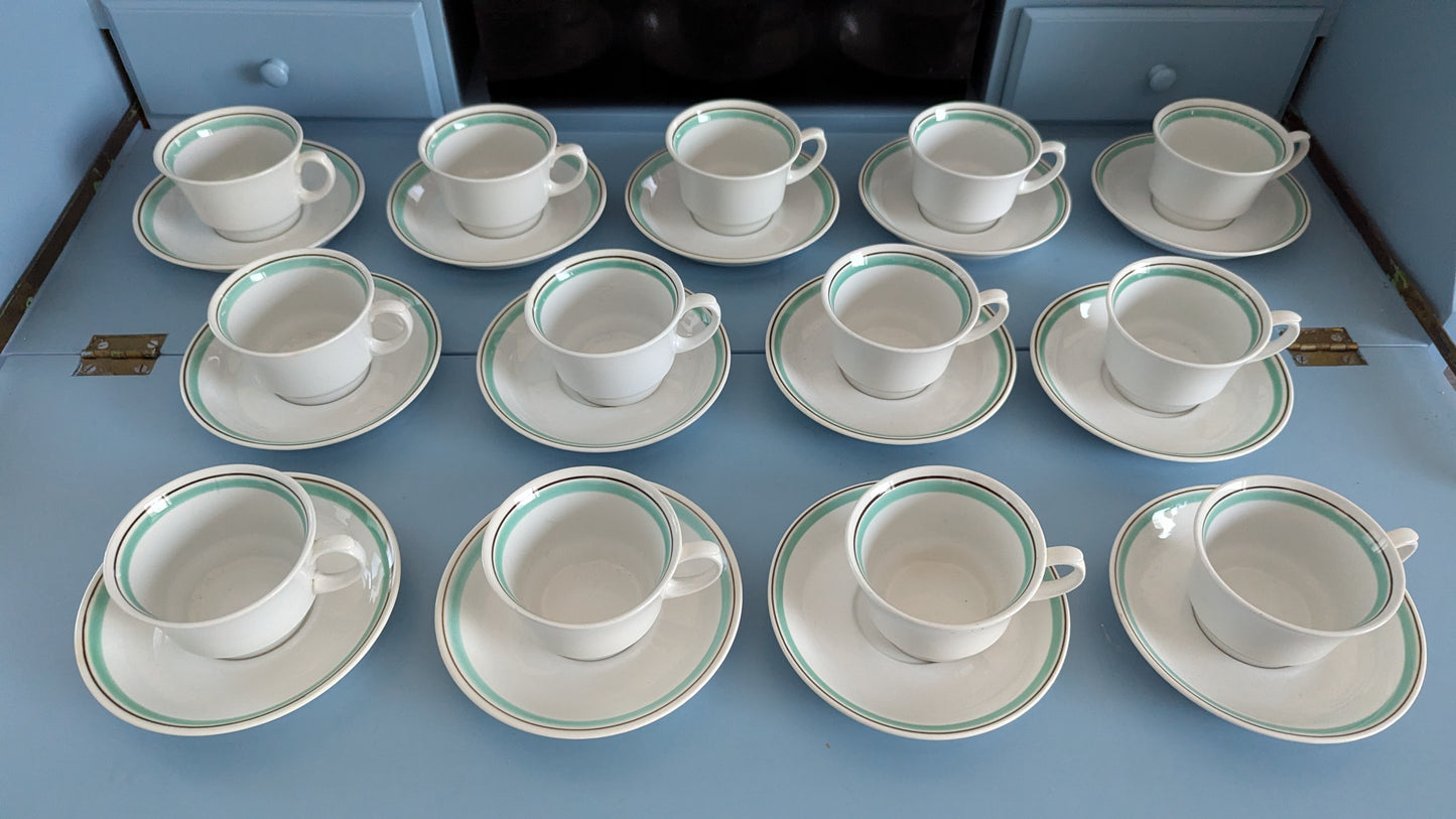 Arabia Kirsti Kahviastiasto 13-hengelle (26-osainen, 1960-luku)