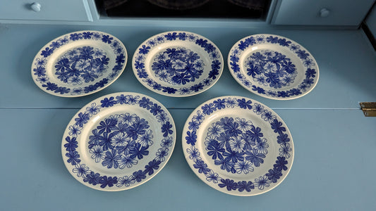 Arabia Sinikukka Leivoslautanen / Leipälautanen (5kpl, 1968-1974, Esteri Tomula)