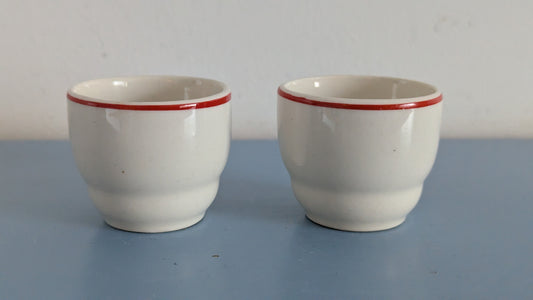 Arabia Laila Munakuppi (2kpl, 1940-1942, Greta-Lisa Jäderholm-Snellman)