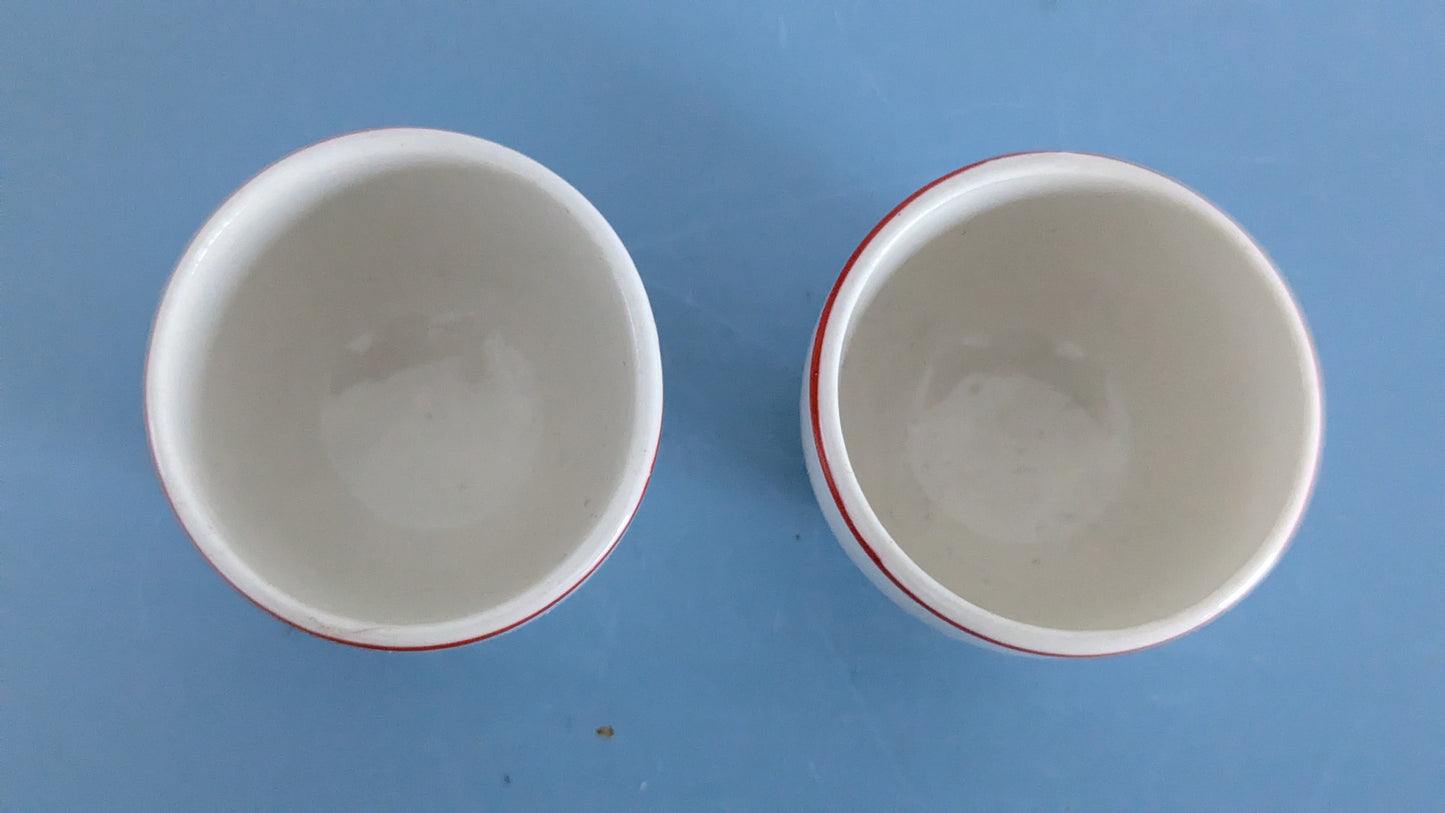 Arabia Laila Munakuppi (2kpl, 1940-1942, Greta-Lisa Jäderholm-Snellman)