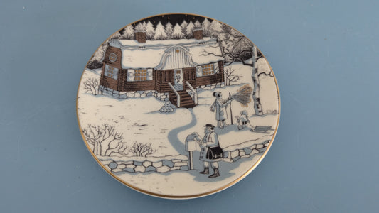 Arabia Joululautanen / Seinälautanen (1993-1995, Tove Slotte-Elevant)