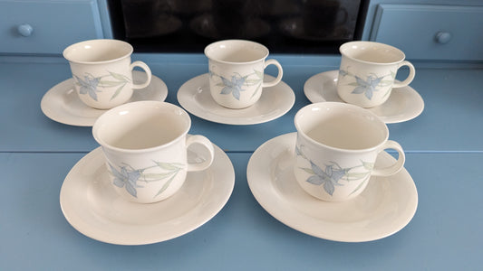 Arabia Arctica Sinikello Kahviastiasto Viidelle Hengelle (10-osaa, Esteri Tomula)