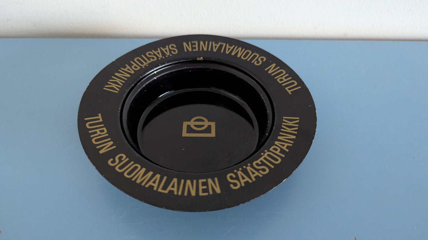 Metallinen Turun Suomalainen Säästöpankki Tuhka-astia / Tuhkakuppi