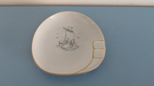 Martinroda -  Laiva Aiheinen Tuhka-astia / Tuhkakuppi