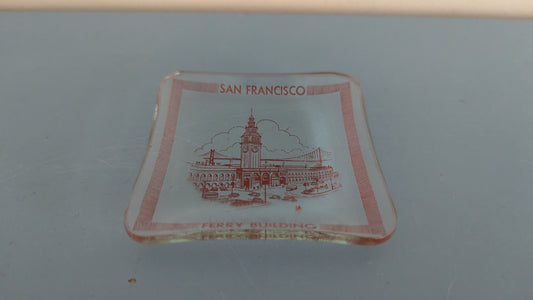 San Francisco Ferry Building Tuhkakuppi / Tuhka-astia