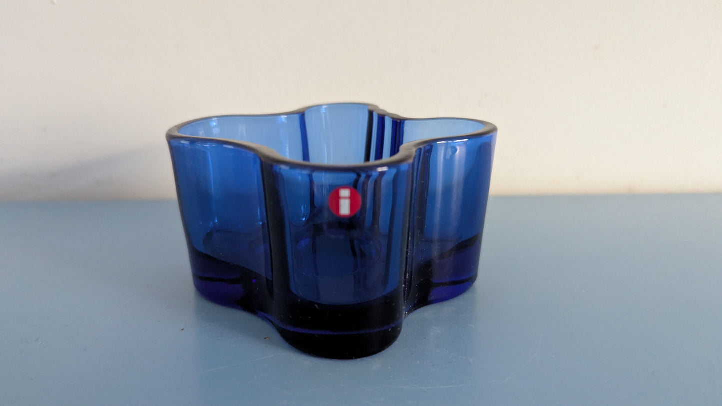 Iittala Aalto Kynttilälyhty / Tuikkukippo (Ultramariininsininen, Alvar Aalto)