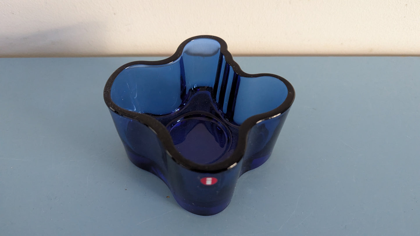 Iittala Aalto Kynttilälyhty / Tuikkukippo (Ultramariininsininen, Alvar Aalto)