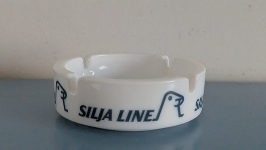 Silja Line Tuhka-astia / Tuhkakuppi (Opaalilasi, Ranska)