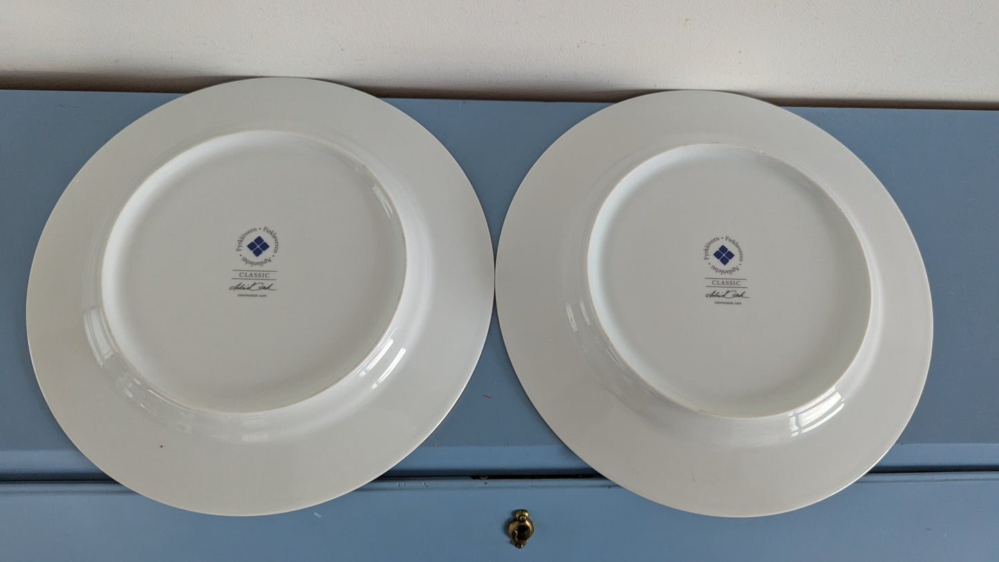 Apilanlehti / Fyrklövern - Pilgrim Ruokalautanen (Astrid Gate)