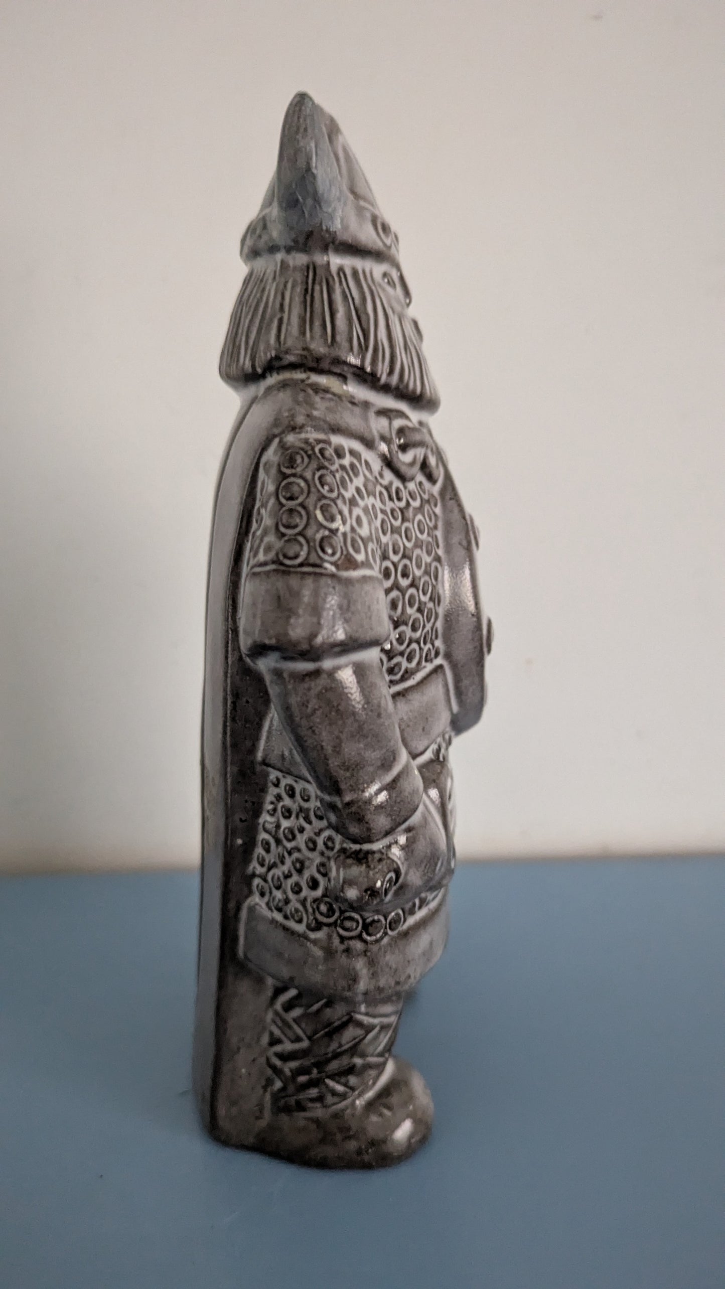 Uppsala-Ekeby - 6065 Viikinki Figuuri (ISO, 1960, Signeerattu, Taisto Kaasinen)