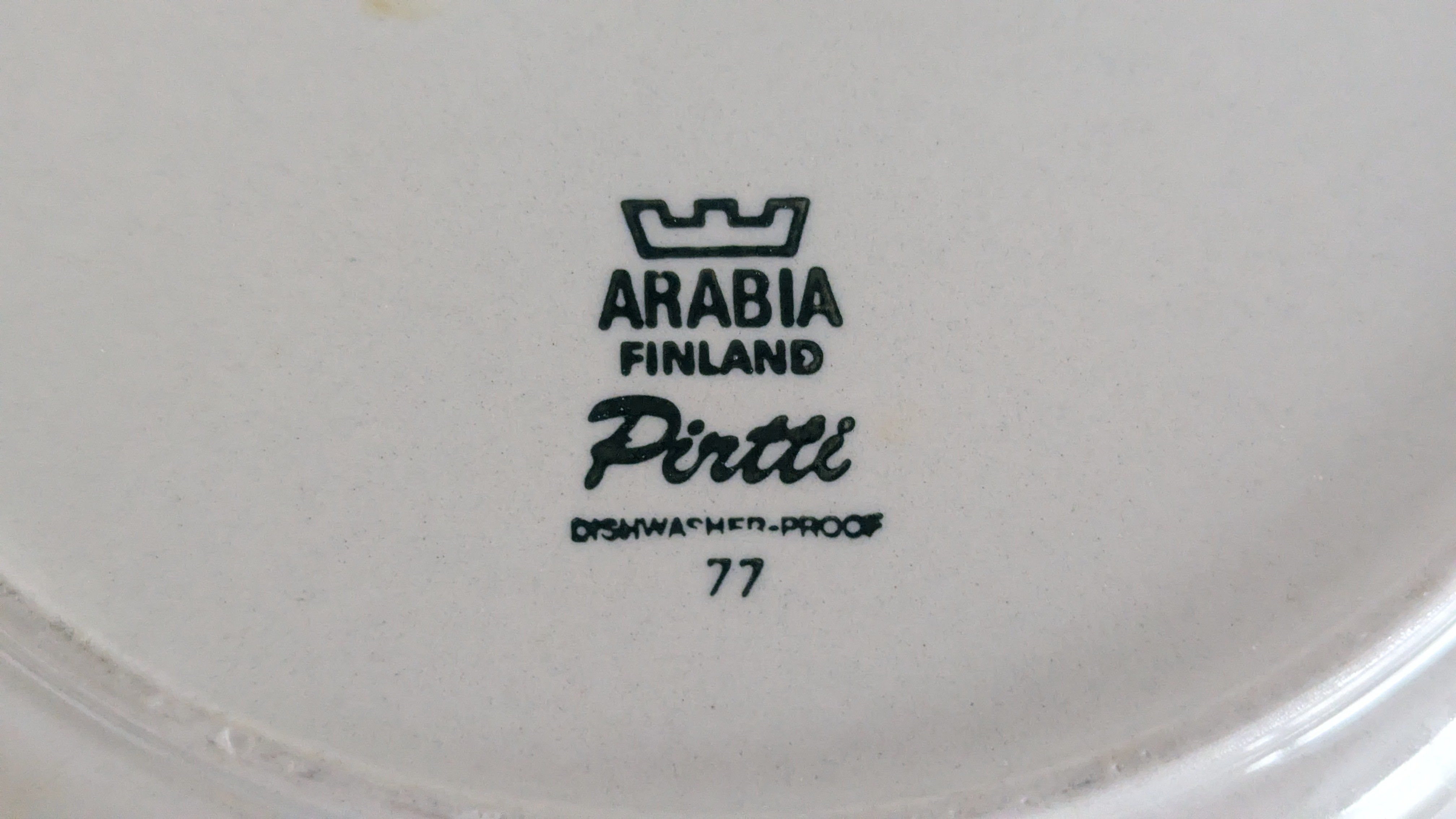 Arabia Pirtti Ruokalautanen (6kpl, 1971-1986, Raija Uosikkinen