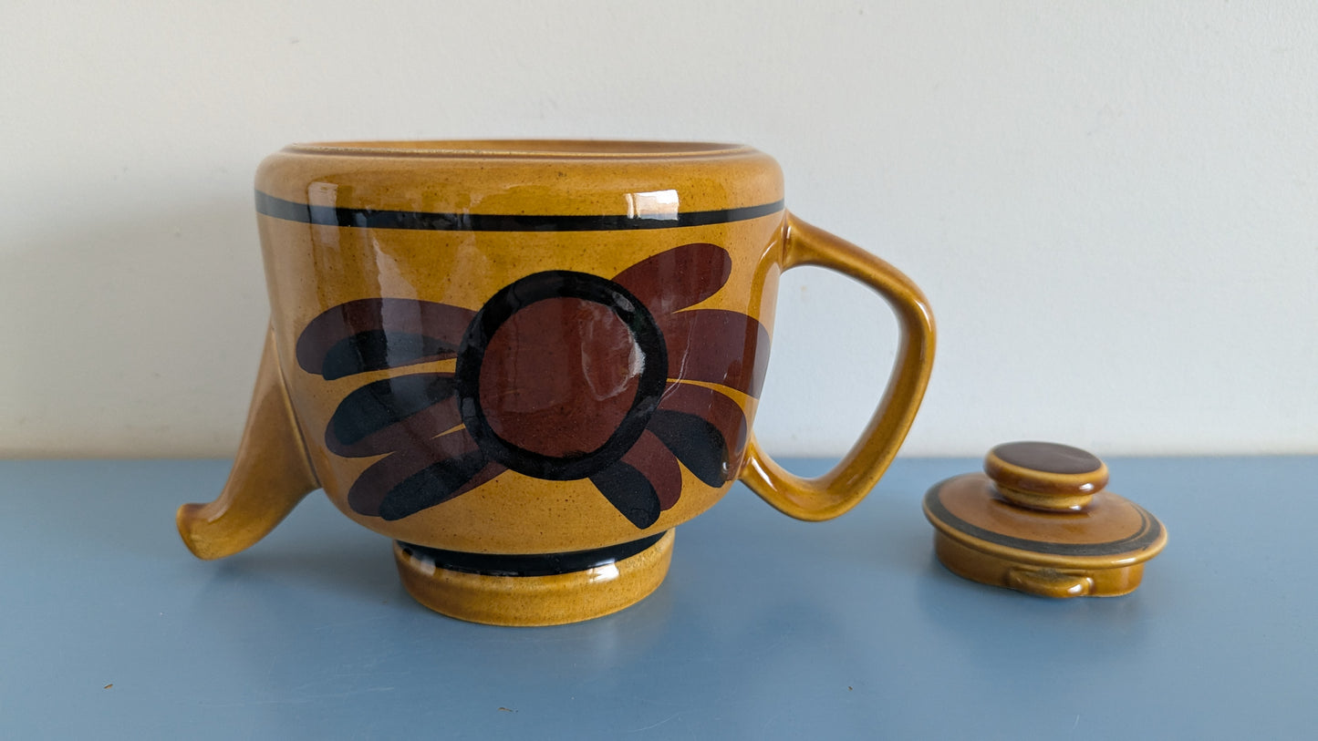 Rörstrand Tuna Teekannu (1971-1979, Carl-Harry Stålhane)