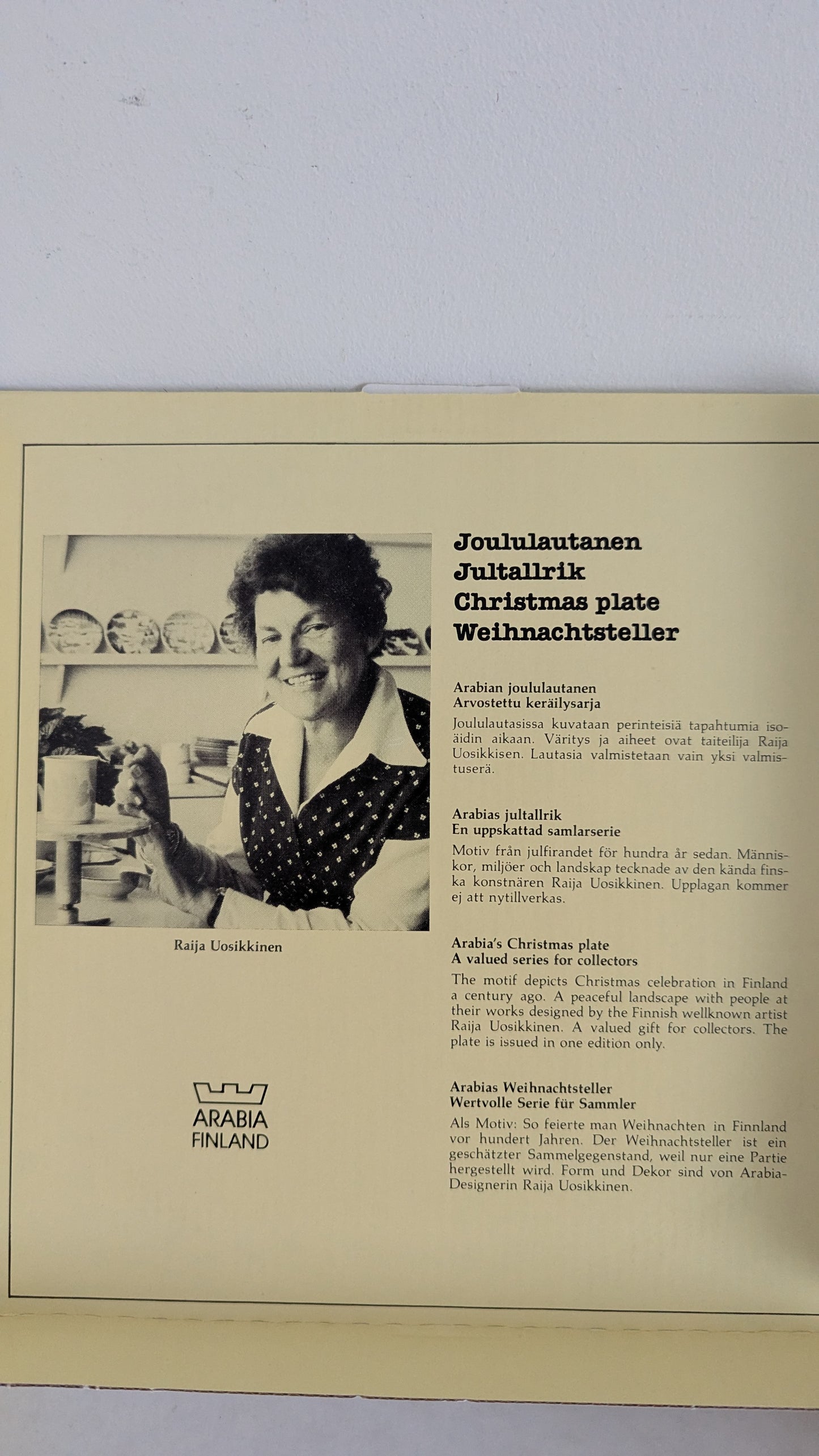 Arabia Joululautanen 1988 (Alkuperäisessä Paketissa, Raija Uosikkinen)