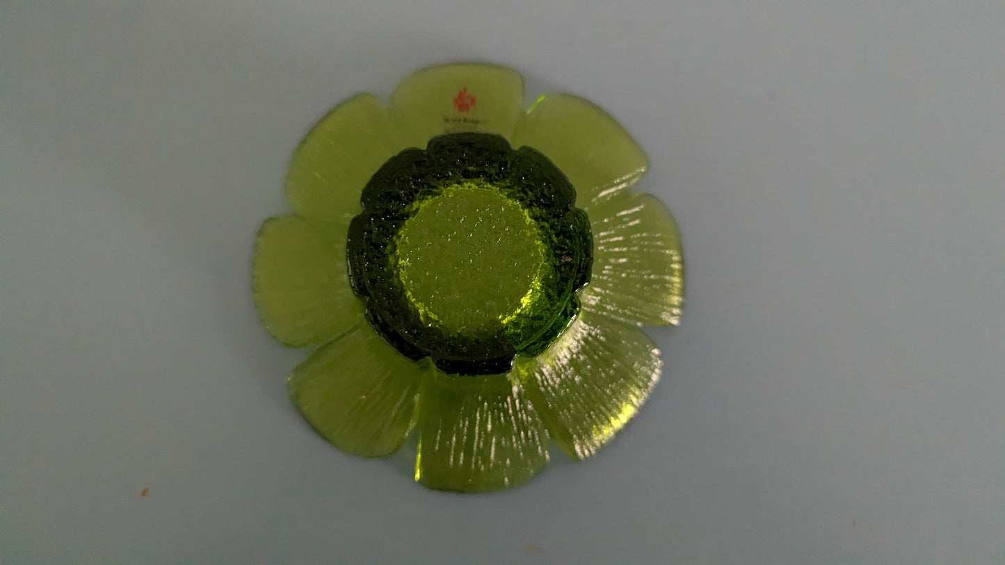 Taidelasisepät Oy - Terälehti Tuikkukippo (Pertti Kallioinen)