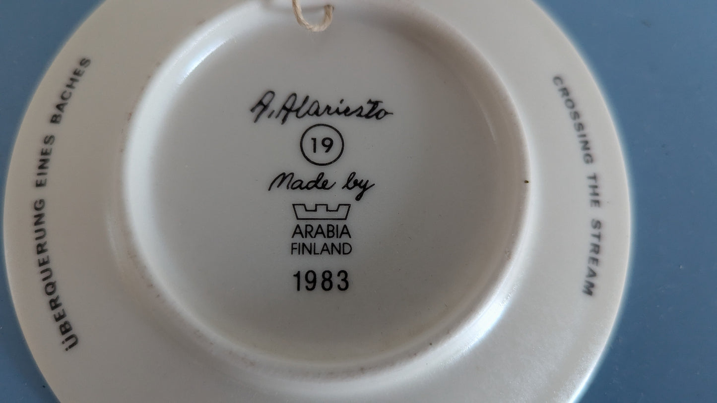 Arabia - Puron Ylitys Seinälautanen (1983, Andreas Alariesto)