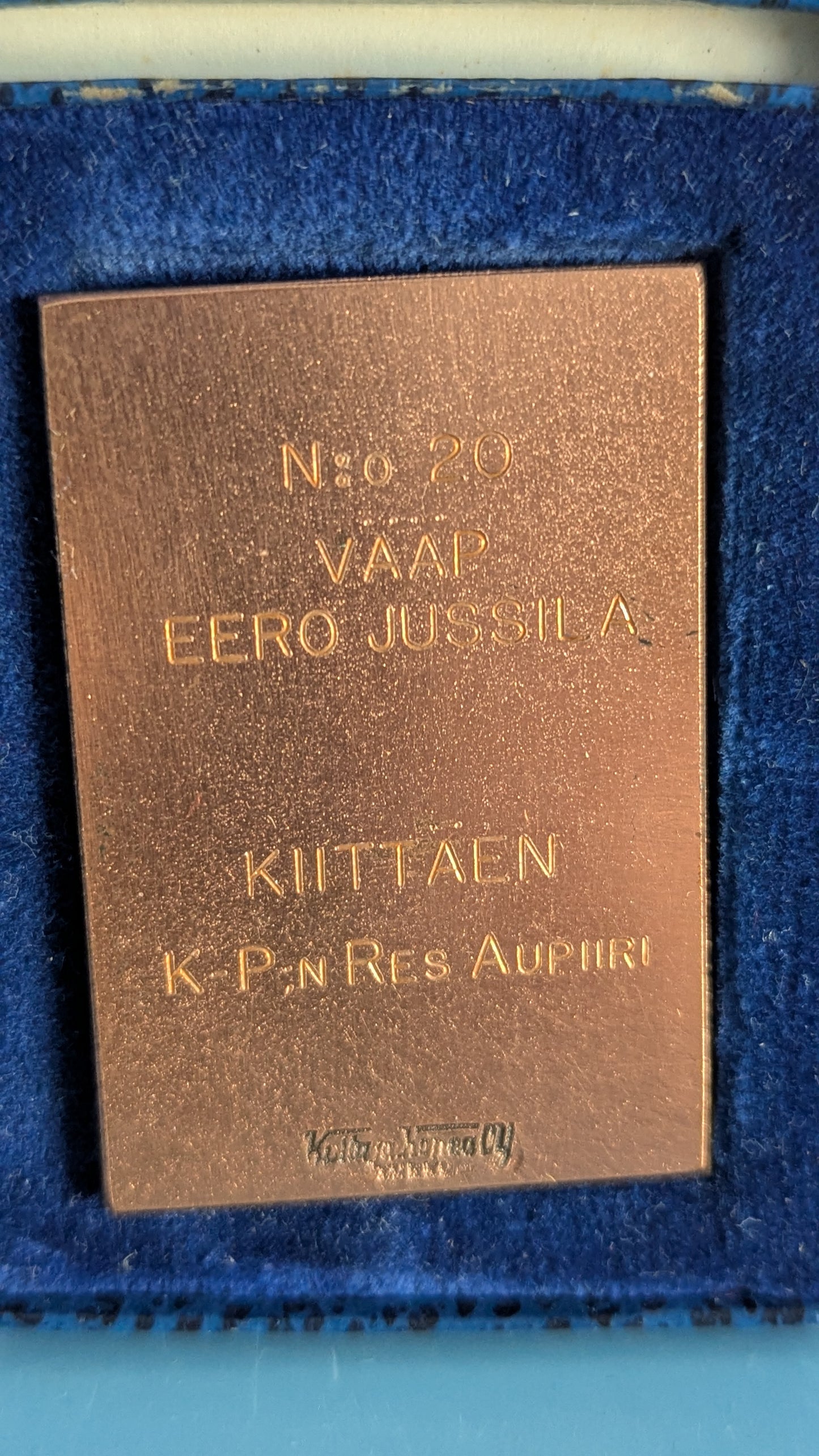 Kulta ja Hopea Oy - Reservin Aliupseerien Liitto Plaketti / Palkinto