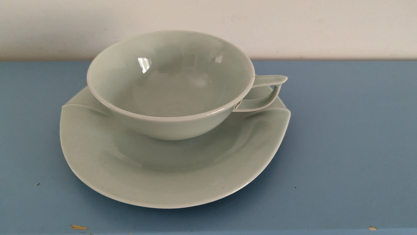 Pentik Kevät Teeastiasto Kahdelle Hengelle (4-osaa, 1990-luku, Raino Ranta)
