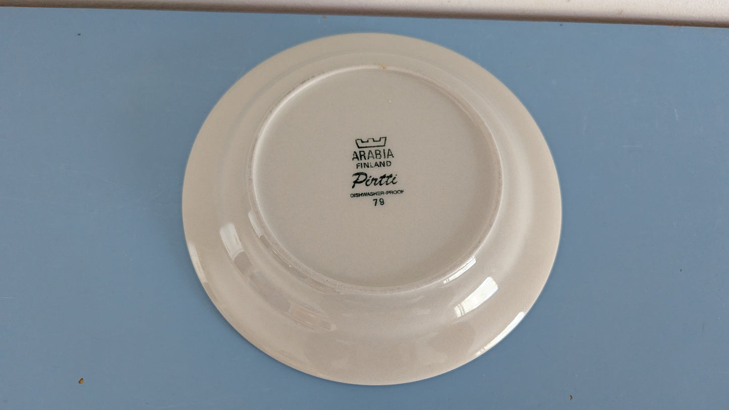 Arabia Pirtti Leivoslautanen / Leipälautanen (6kpl, 1971-1986, Raija Uosikkinen)