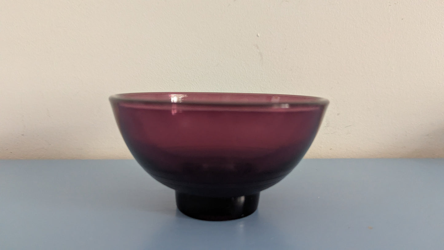 Karhula Iittala - Annoskulho / Jälkiruokakulho (4kpl 1956-1976, Saara Sappinen)