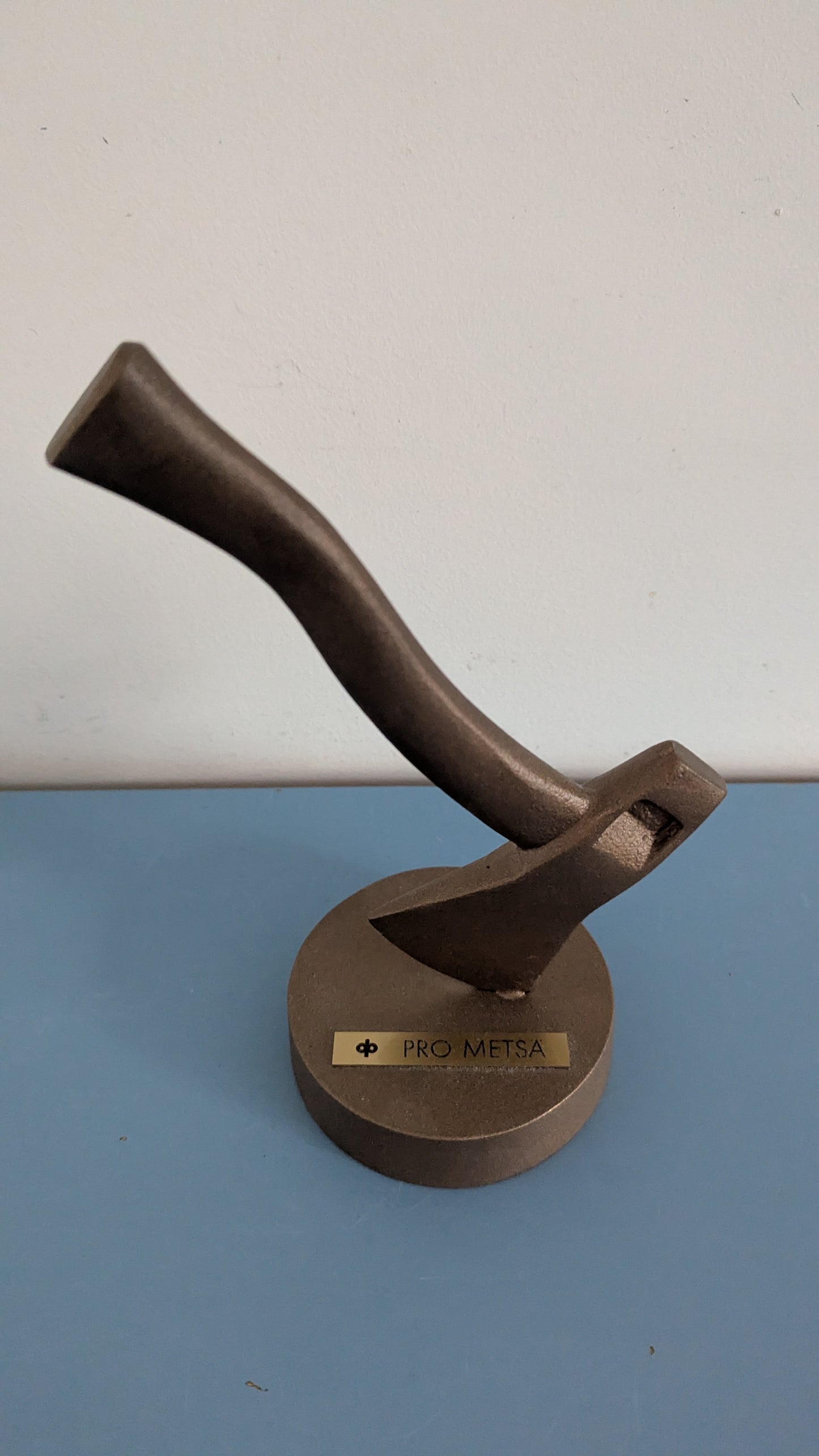 OP Pro Metsä Palkinto (Paino: 1.2kg, Korkeus: 20cm)