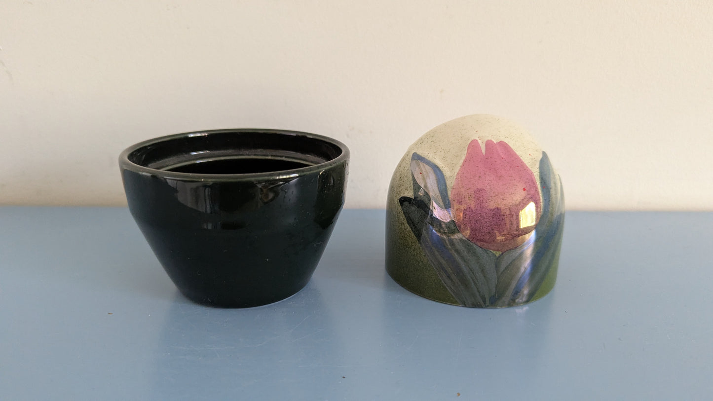 Arabia Tulppaani Ikikukka (1991-2000, Signeerattu, Heljä Liukko-Sundström)