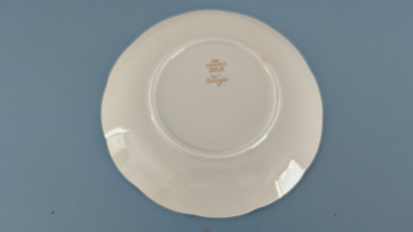 Arabia Keiju Leipälautanen / Leivoslautanen (12kpl, 1954-1970, Raija Uosikkinen)