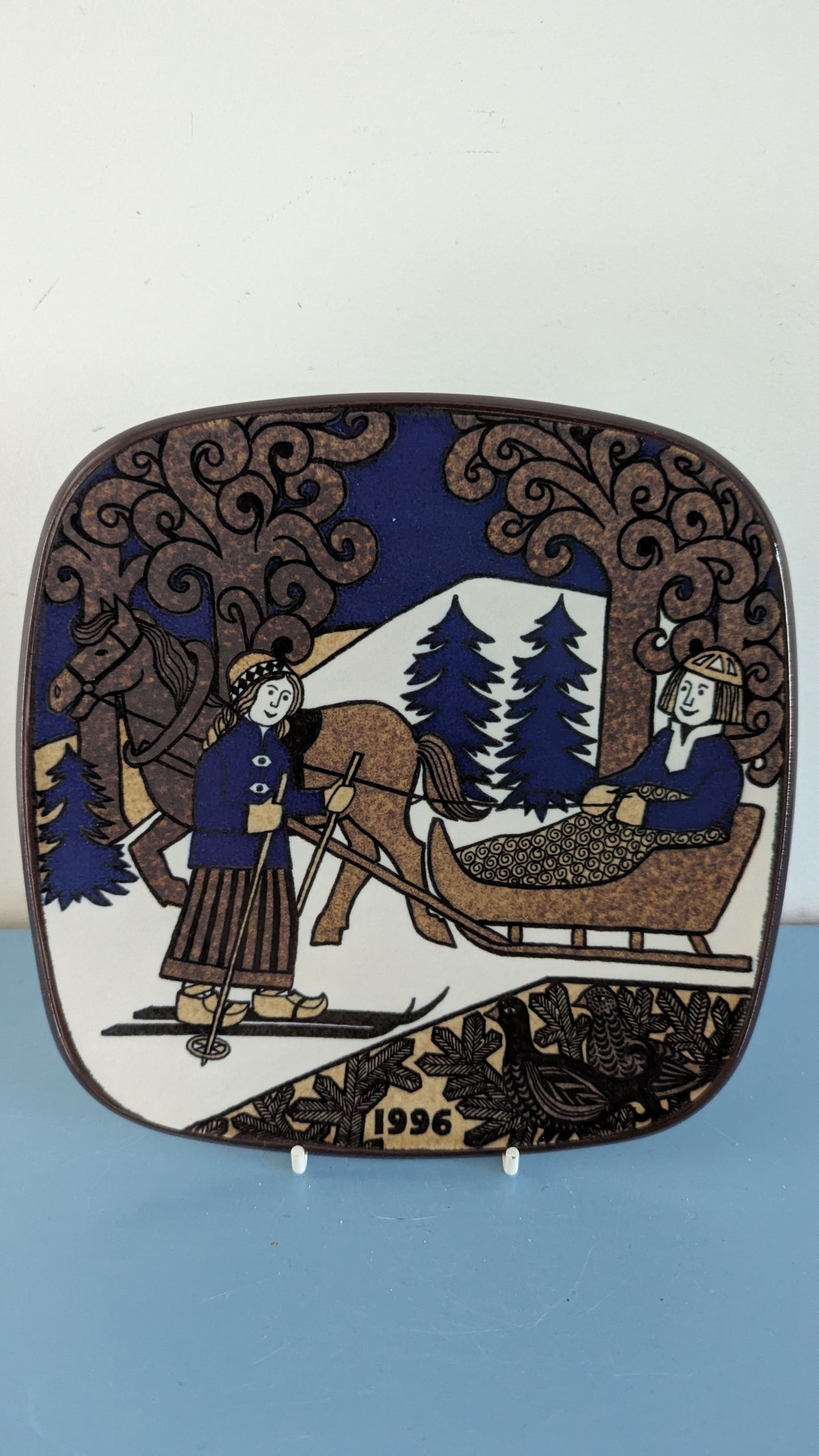 Arabia Kalevala Vuosilautanen 1996 (Raija Uosikkinen)