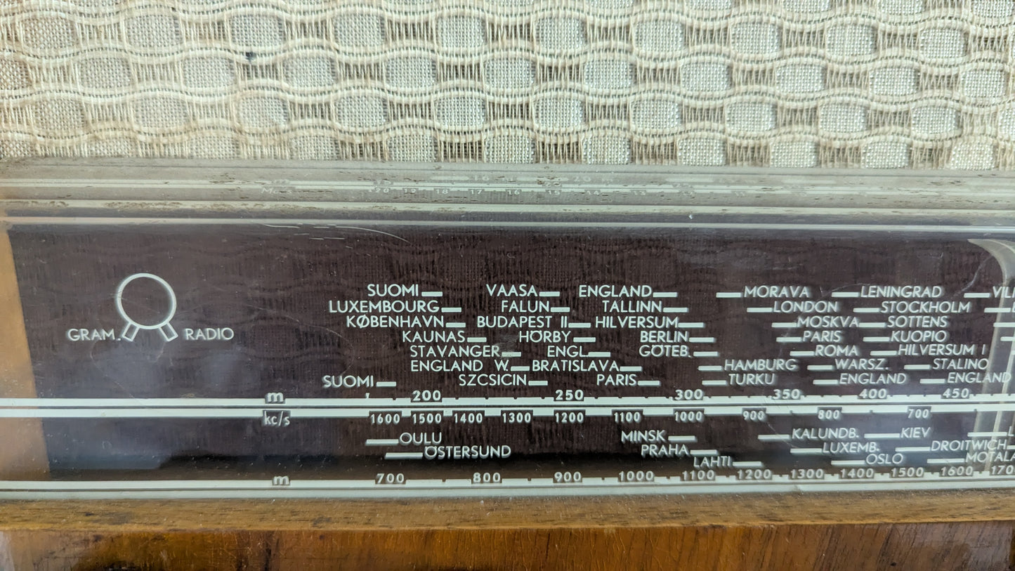 Philips BSF 520 A Putkiradio (1952)
