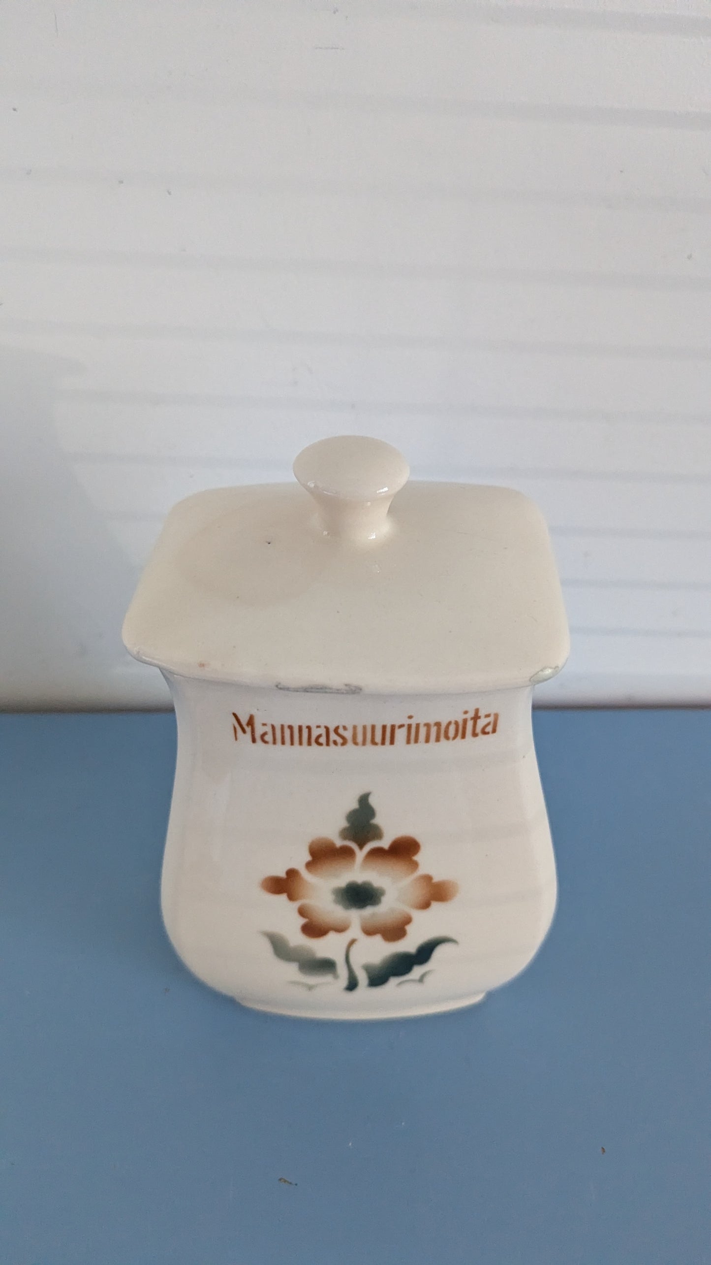 Arabia EG-Mallin Mannasuurimo Keittiöpurkki / Purkki