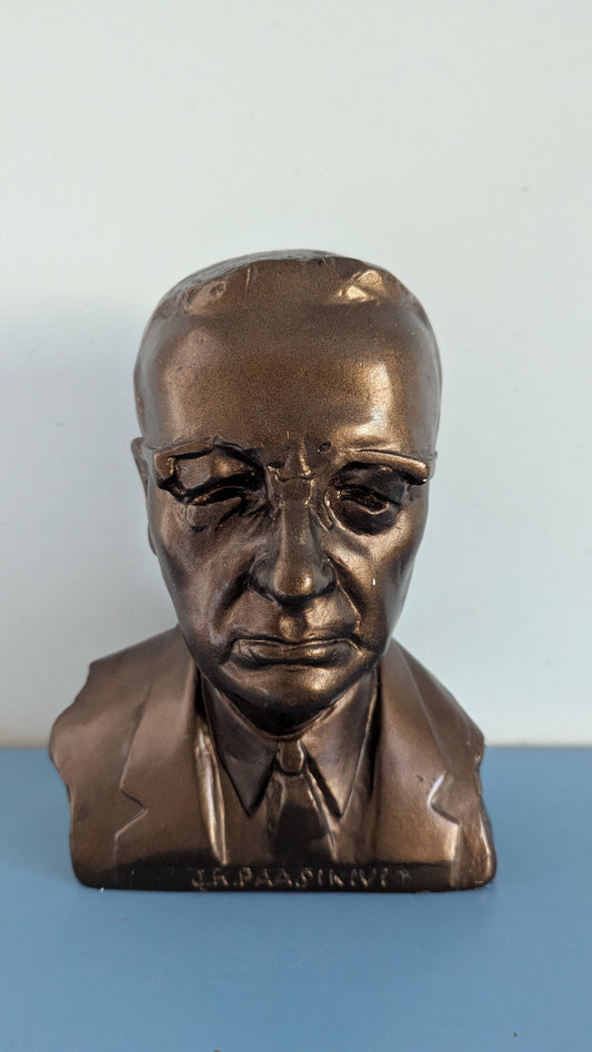 Essi Renvall - J.K. Paasikivi Kipsipatsas (Signeerattu, 1950)