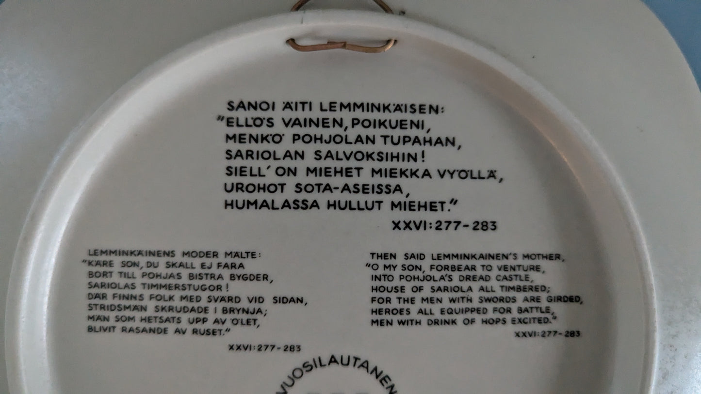 Arabia Kalevala Vuosilautanen 1991 (Raija Uosikkinen)