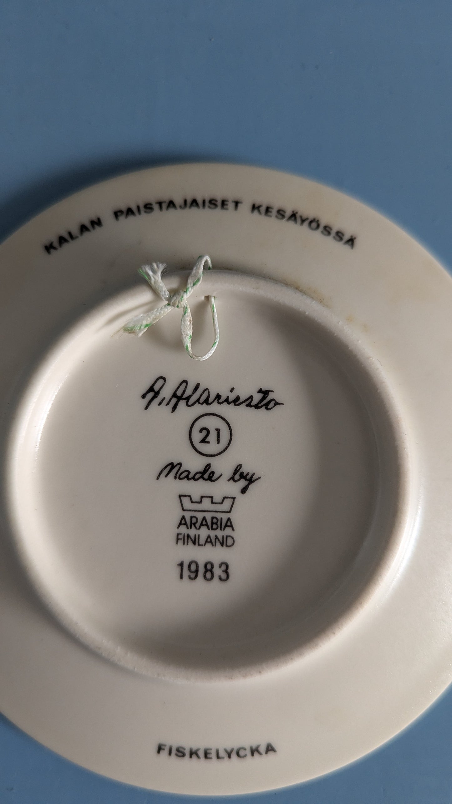 Arabia - Kalan Paistajaiset Kesäyössä Seinälautanen (1983, Andreas Alariesto)