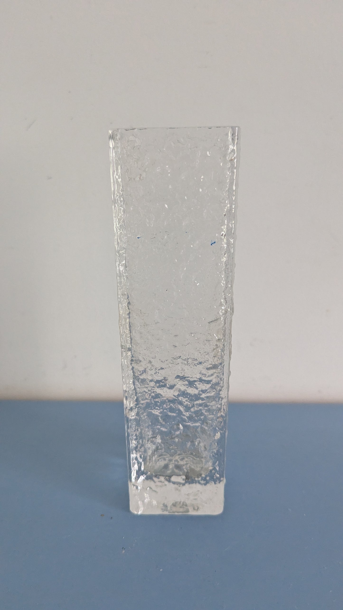Iittala Linearia Maljakko (1966, Timo Sarpaneva)