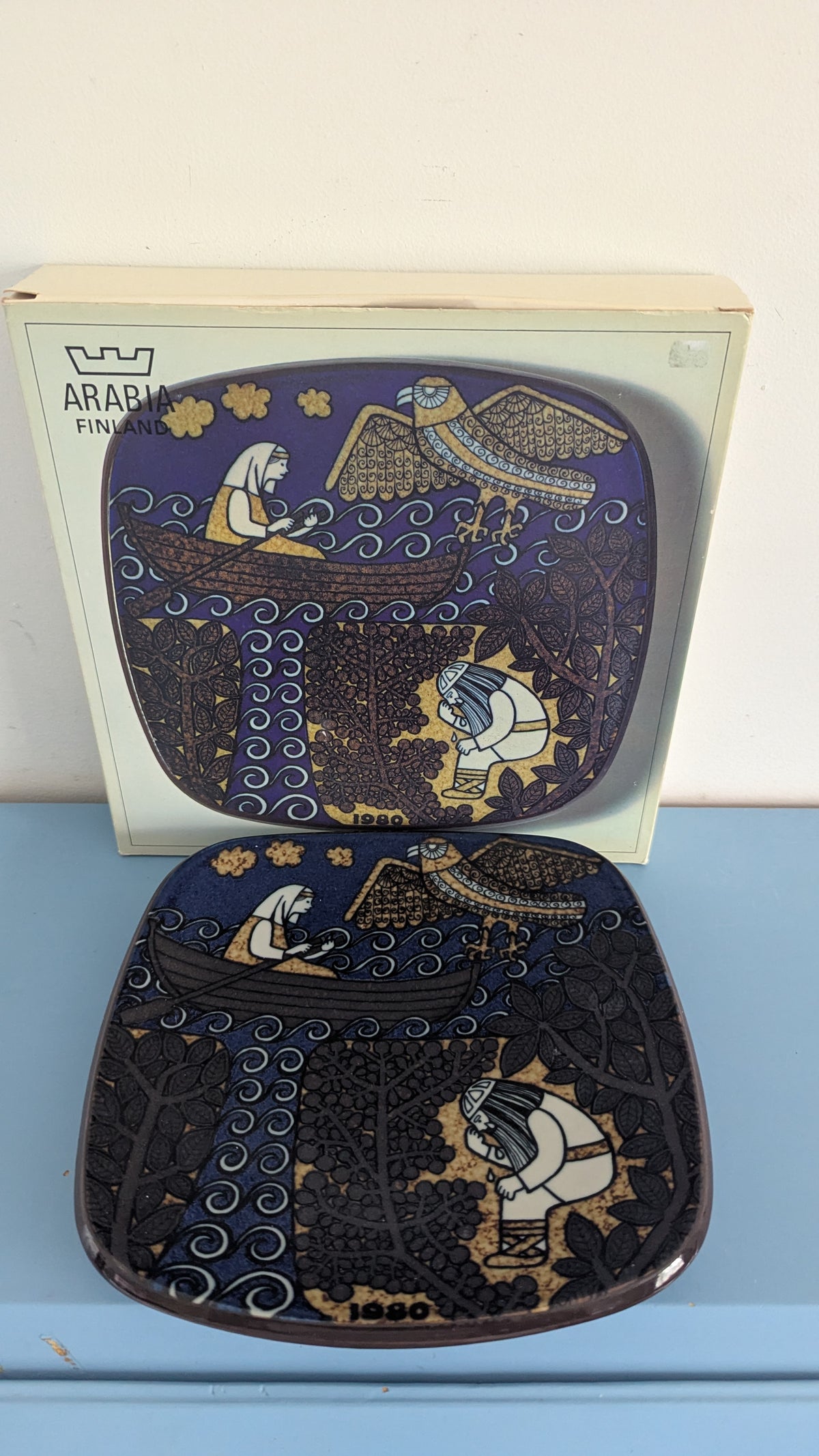 Arabia Kalevala Vuosilautanen 1980 (Alkuperäisessä Paketissa, Raija Uosikkinen)