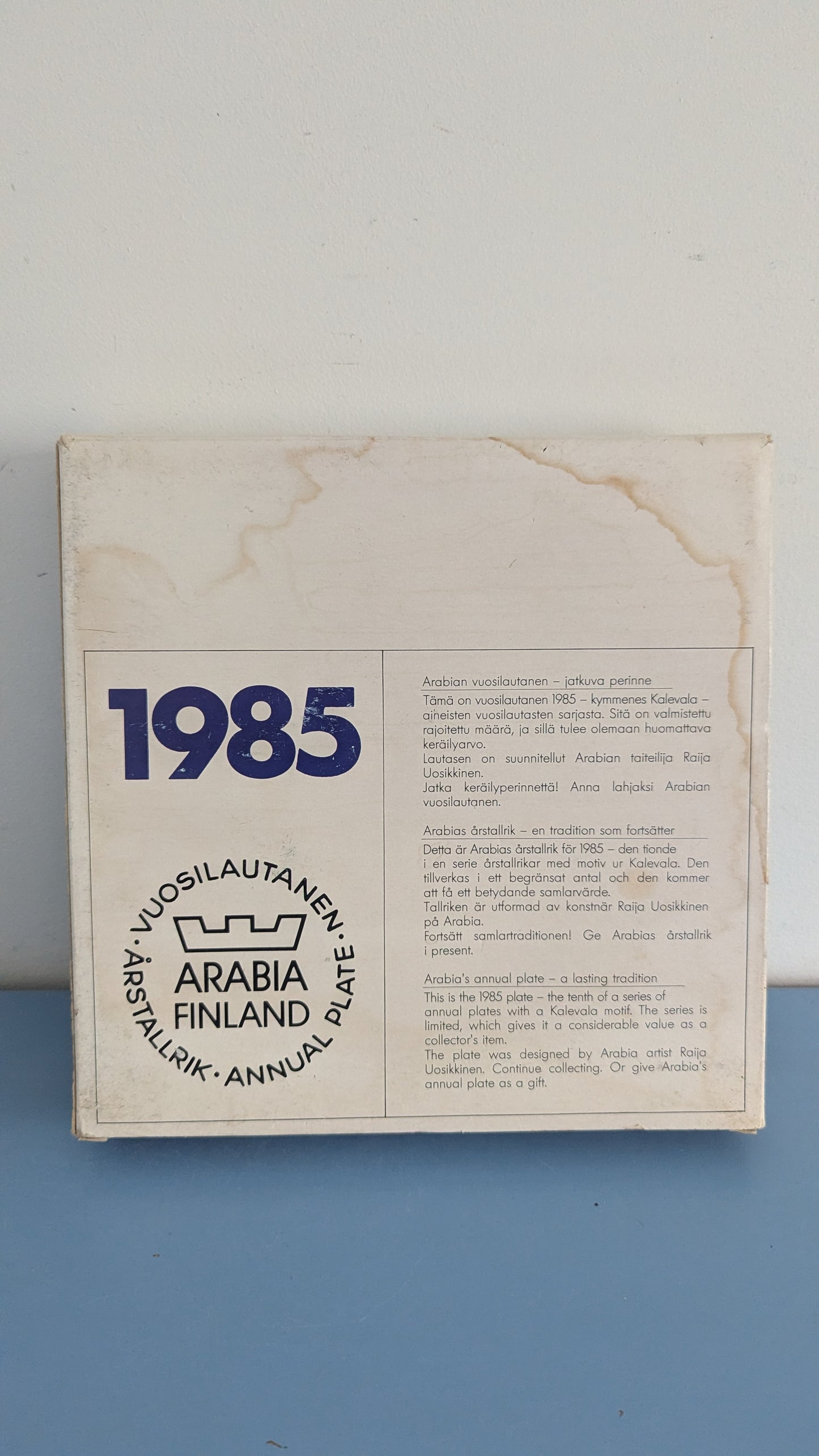 Arabia Kalevala Vuosilautanen 1985 (Alkuperäisessä Paketissa, Raija Uosikkinen)